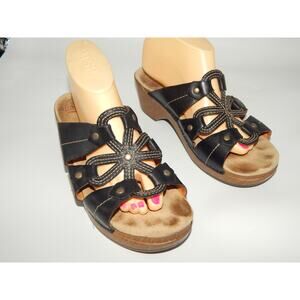 Dansko Serena Women's Black Leather Flower Slip-On Wedge Sandals Sz 40 9.5/ 10